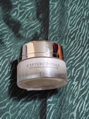 Dior Capture Totale Eye Cream - White with Silver Cap Sealed  Nwob Full Size